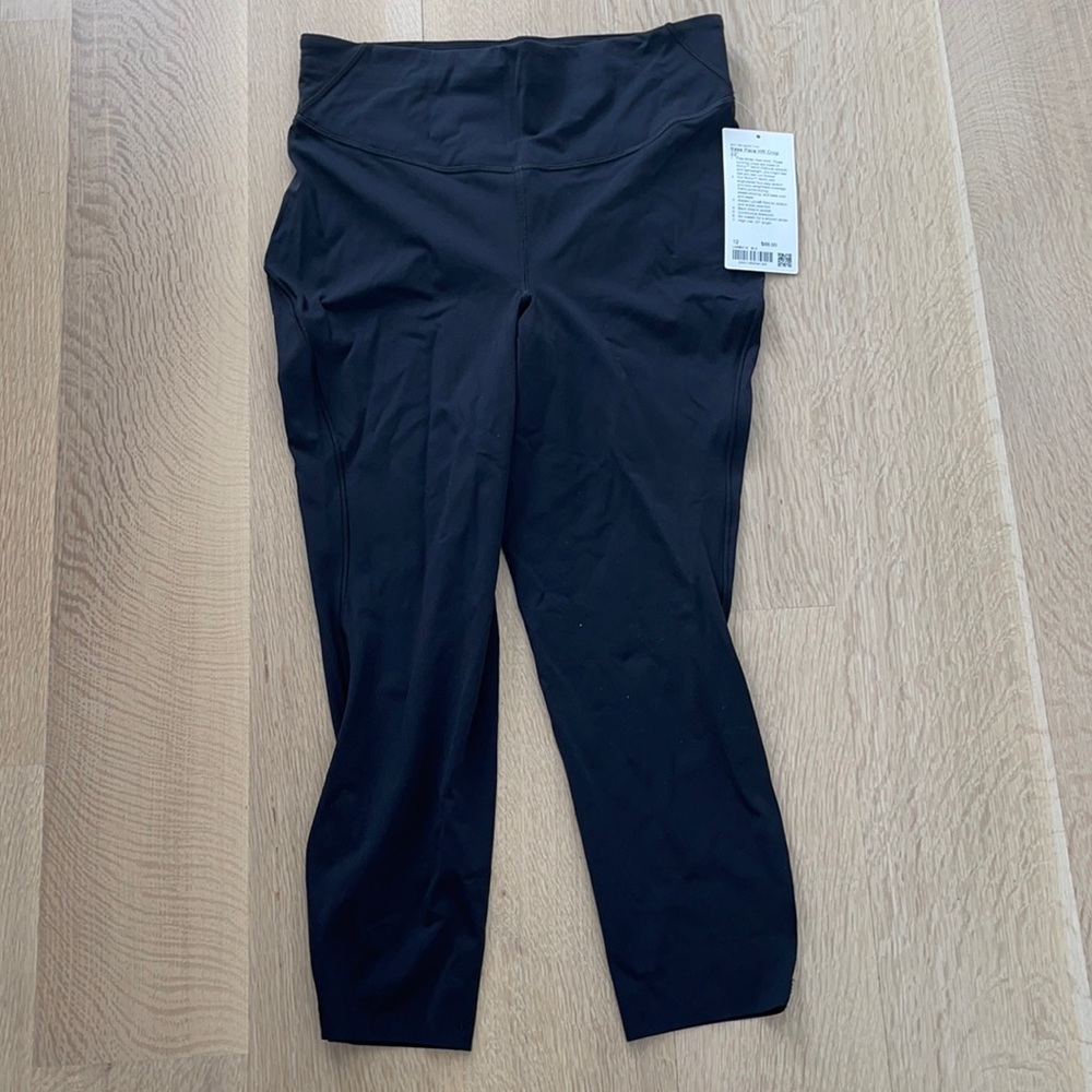 Lululemom Crop 23” leggings